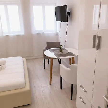 Roli Apartment Zadar